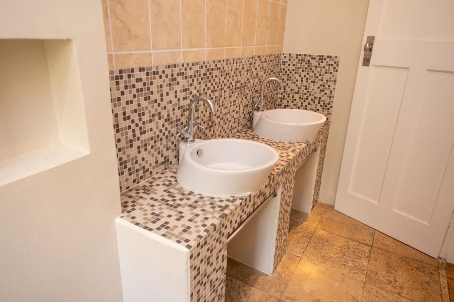 3 Bedroom Property for Sale in Green Point Western Cape